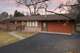 277 Bridge St, Saint Paul, MN 55126