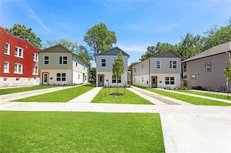 4527 Forest Ave, Kansas City, MO 64110