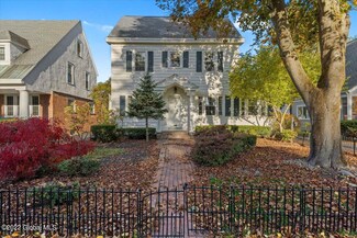 207 S Main Ave, Albany, NY 12208