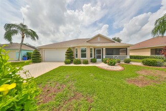 1207 Caloosa Creek Ct, Sun City Center, FL 33573