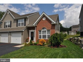 4009 Hemlock Dr Unit 66, Coplay, PA 18037