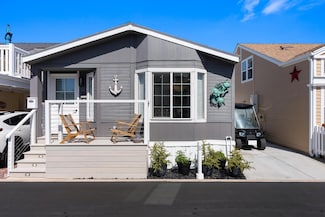 37 El Paseo St, Newport Beach, CA 92663