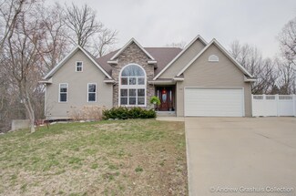 3608 Thornapple River Dr SE, Grand Rapids, MI 49546