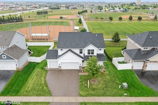 15742 Everglade Ave, Saint Paul, MN 55124