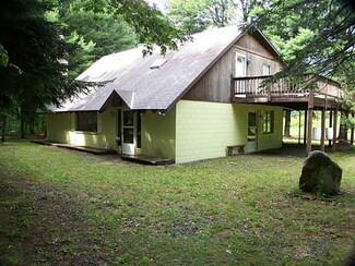 207 Roaring Run Rd, Champion, PA 15622