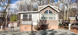 143 Deer, Milford, PA 18337