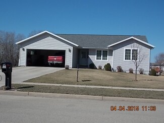 409 Savannah Trail, Pardeeville, WI 53954