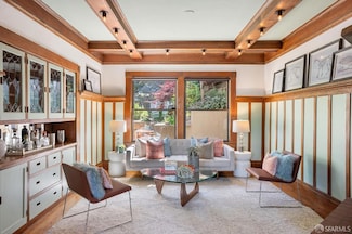 355 Diamond St, San Francisco, CA 94114