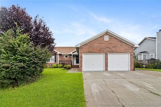 4213 Buckhurst Dr, Hope Mills, NC 28348