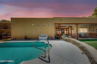 2807 Diamond Springs Dr, Las Cruces, NM 88011
