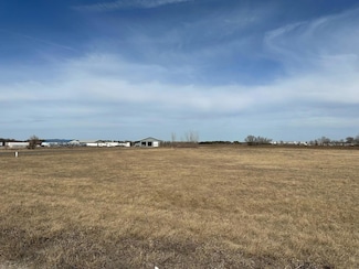 7956 Sterling Dr, Saint Joseph, MN 56374