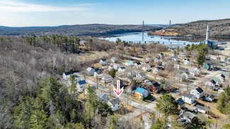 11 Thomas St, Bucksport, ME 04416