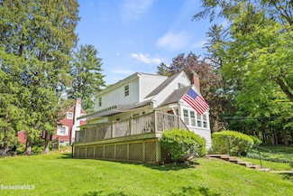 80 West St, Lenox, MA 01240