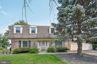 10 N Kitty Knight Dr, Southampton, PA 18966