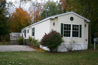 4208 E Shore Dr, Stanton, MI 48888