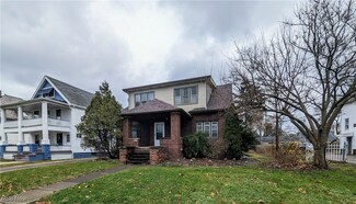 3265 West Blvd, Cleveland, OH 44111