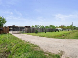 1976 County Road 5017, Cleveland, TX 77327