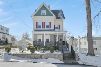 54 Liberty St, Hawthorne, NY 10532