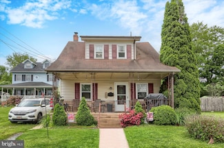 526 N 3rd St, Lemoyne, PA 17043