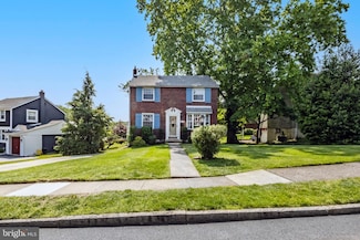 571 Rutherford Dr, Springfield, PA 19064