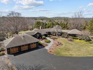 135 Crane Neck St, West Newbury, MA 01985