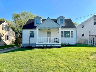 15 E Church St, Absecon, NJ 08201
