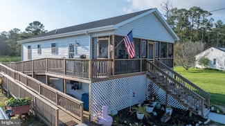 3288 Sackertown Rd, Crisfield, MD 21817