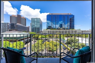 731 Amana St Unit 703, Honolulu, HI 96814