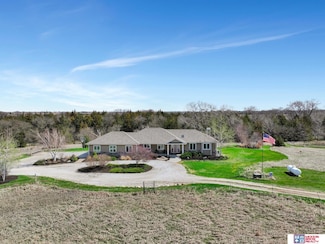 18101 Shasta Ln, Walton, NE 68461