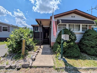 608 Lane g, Holmdel, NJ 07733