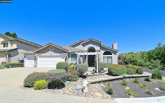 800 Beaver Creek Ct, San Ramon, CA 94582
