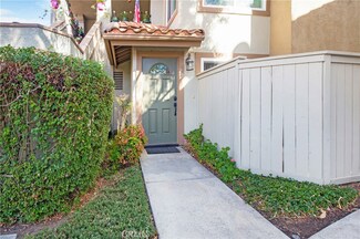 28 Vista Barranca Unit 52, Rancho Santa Margarita, CA 92688