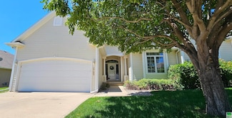 2709 Castles Gate Dr, Sioux City, IA 51106