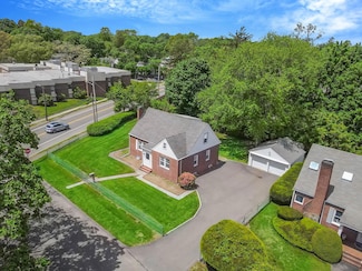 1 Adelaide St, Huntington Station, NY 11746