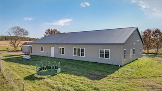 W12499 W Alma Rd, Alma Center, WI 54611