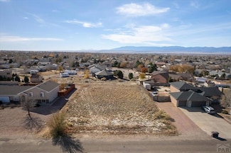 296 W Calle de Camelia, Pueblo, CO 81007