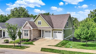 1528 S Hathaway Ct, Bloomington, IN 47401