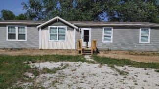 89 Claude Ln, Winfield, MO 63389