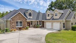 2202 Old Tavares Rd, Leesburg, FL 34748