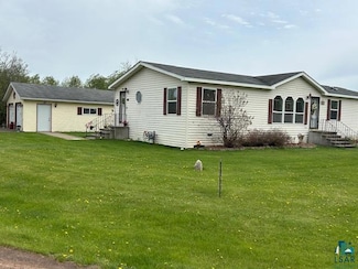 119 Parkwood Dr, Wrenshall, MN 55797