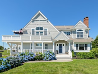 19 Hillside Rd, Westport, MA 02790