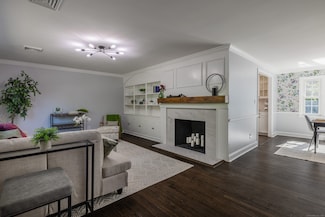 2428 Huntington Turnpike, Trumbull, CT 06611