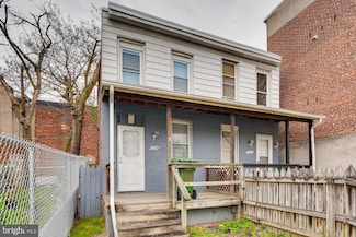 122 S Carey St, Baltimore, MD 21223