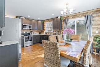 312 Jenna Clare Ln, Asheville, NC 28803