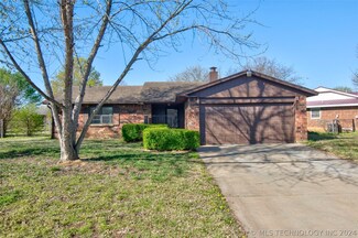 1607 Beaver Rd, Muskogee, OK 74403