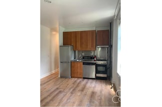 246 E 51st St Unit 18, New York, NY 10022