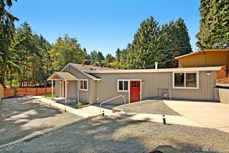 607 N 165th Place, Shoreline, WA 98133