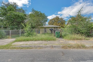 118 Gentry St, San Antonio, TX 78207
