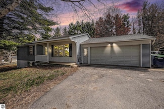 2514 N West Silver Lake Rd, Traverse City, MI 49685