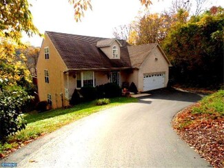 101 Moir Ave, Conshohocken, PA 19428